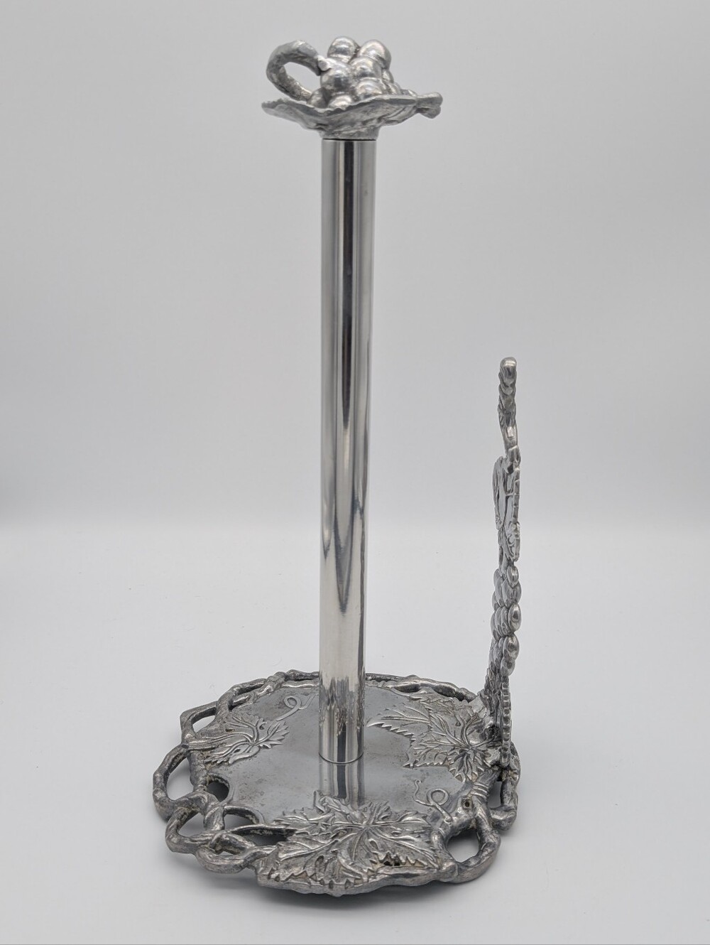 Vintage (2002) Arthur Court Grapevine Decorative Paper Towel Holder